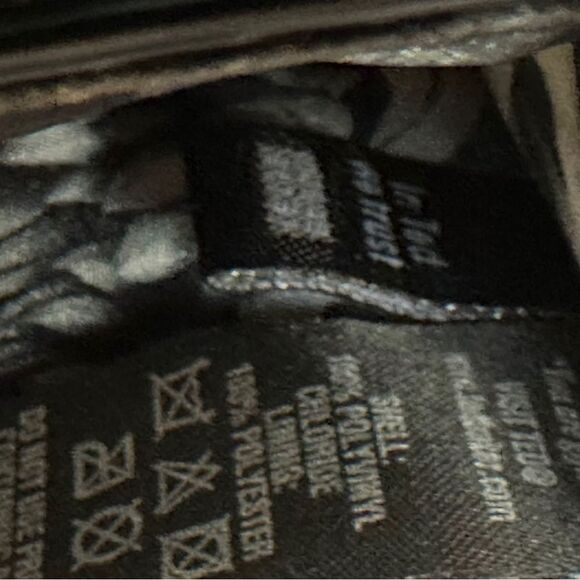 Ted Baker |  Black Clutch with Ribbed Texture - Picture 6 of 9